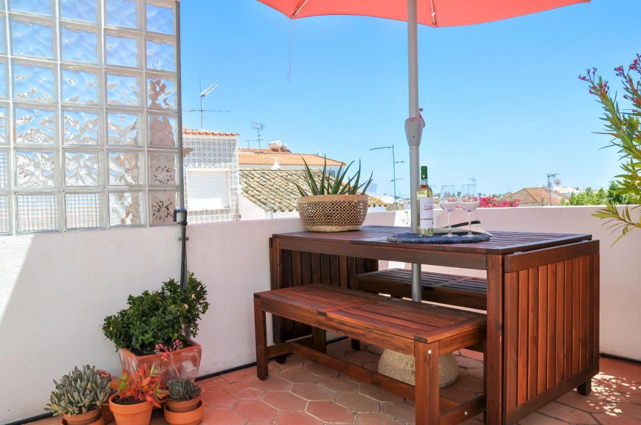 Lovelystay - Casa Salto - Charming Townhouse With Large Terrace Tavira Eksteriør bilde